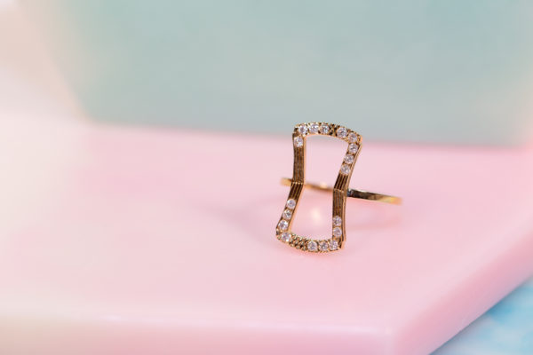 Bague Violette Diamants Semi-Pavé de Andi Marthe